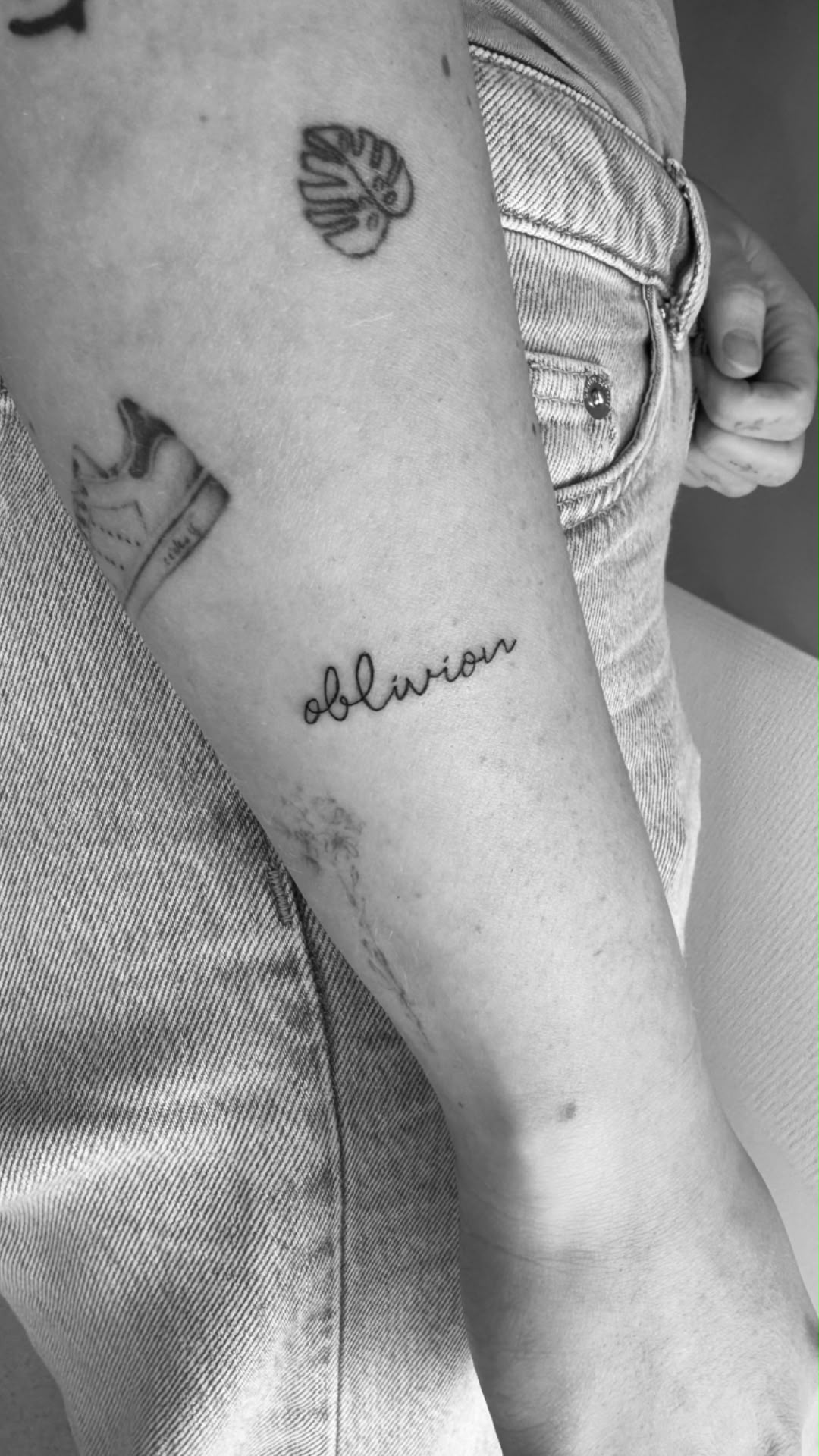 Fineline und Micro Realism Tattoos von Mariah